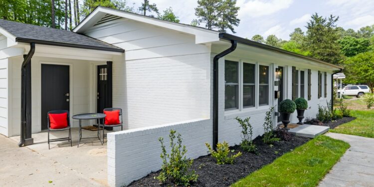 Awesome Ways To SAVE On Home Insurance!