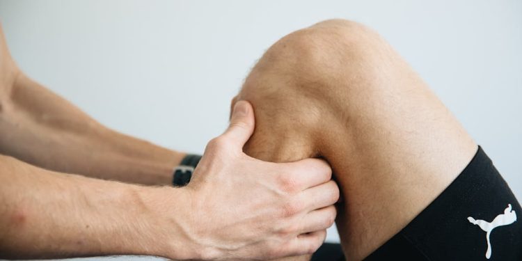 Knee Pain: Causes and How to Prevent It